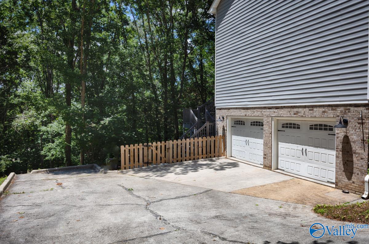 2530 Campcreek Circle, Huntsville, Alabama image 3