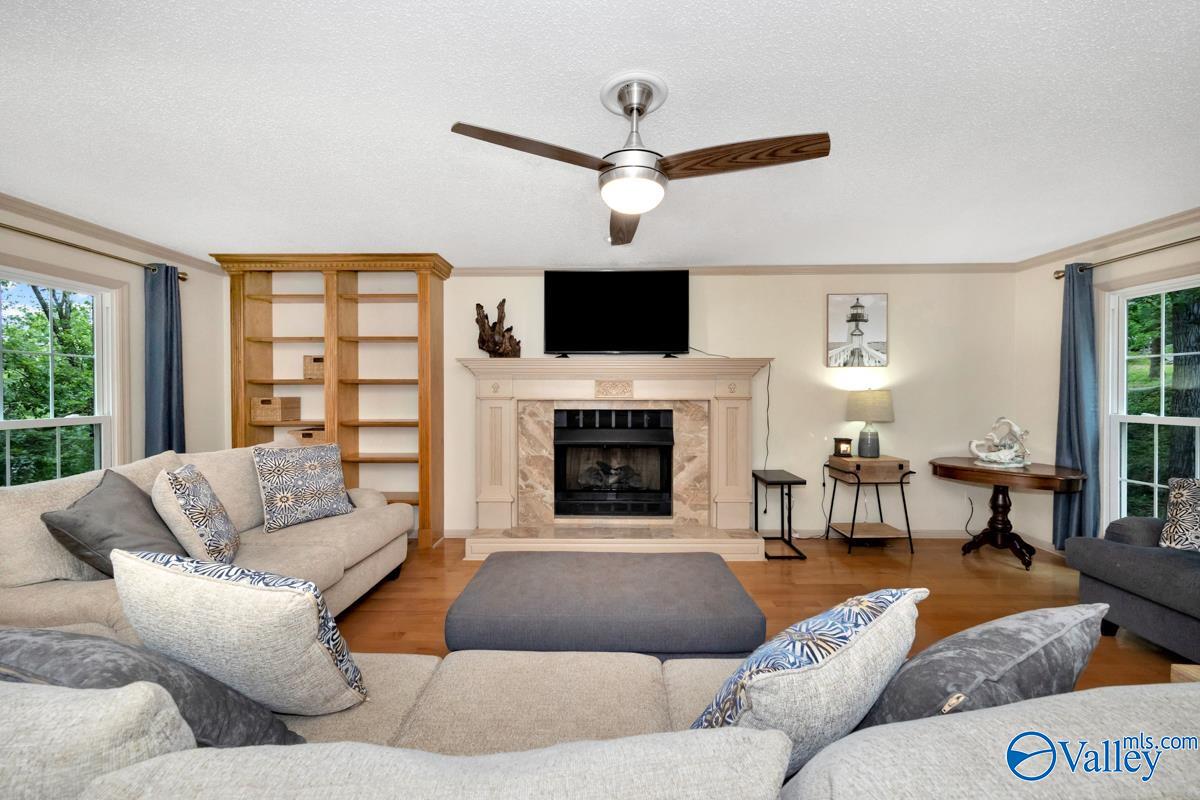 2530 Campcreek Circle, Huntsville, Alabama image 11