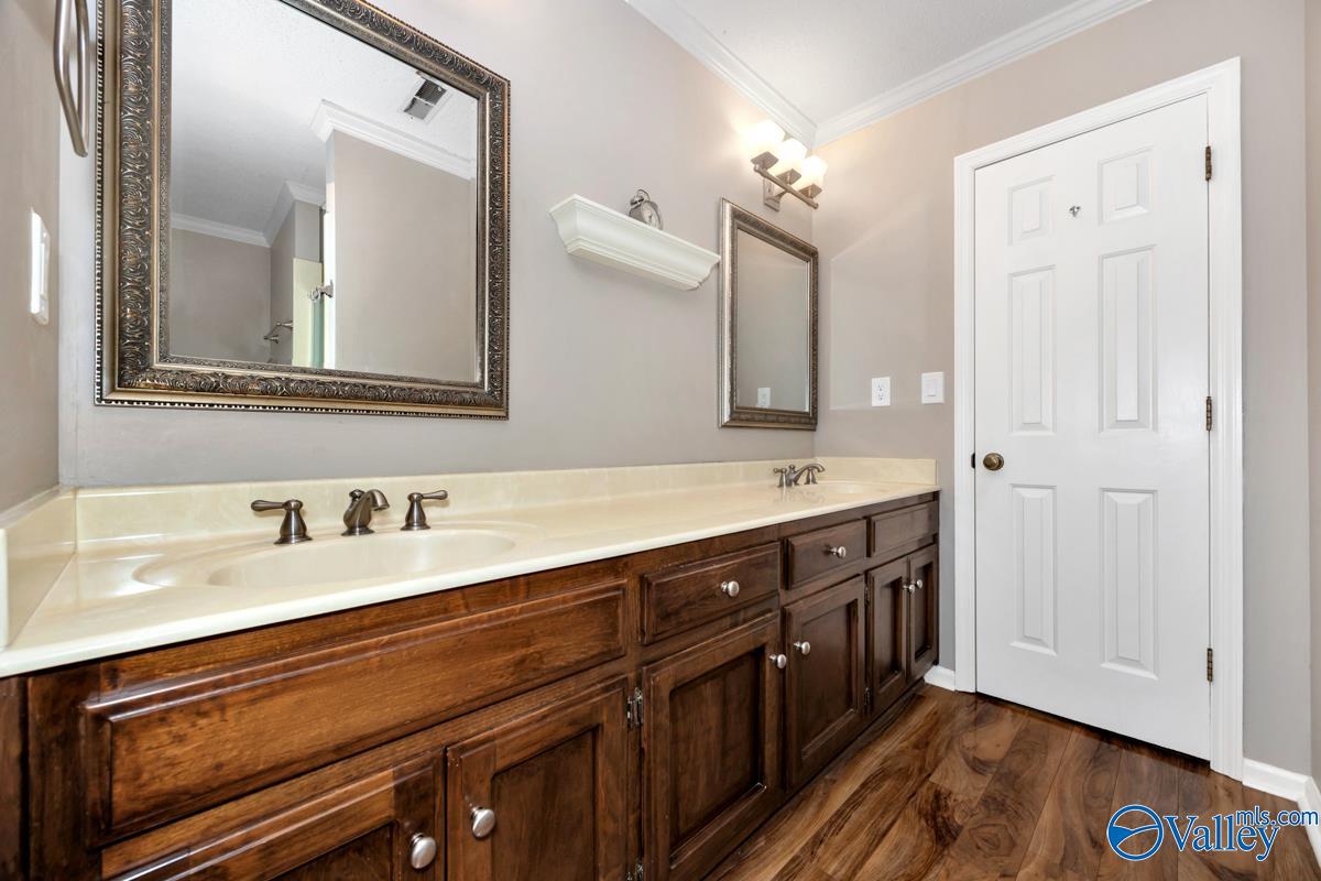 2530 Campcreek Circle, Huntsville, Alabama image 40