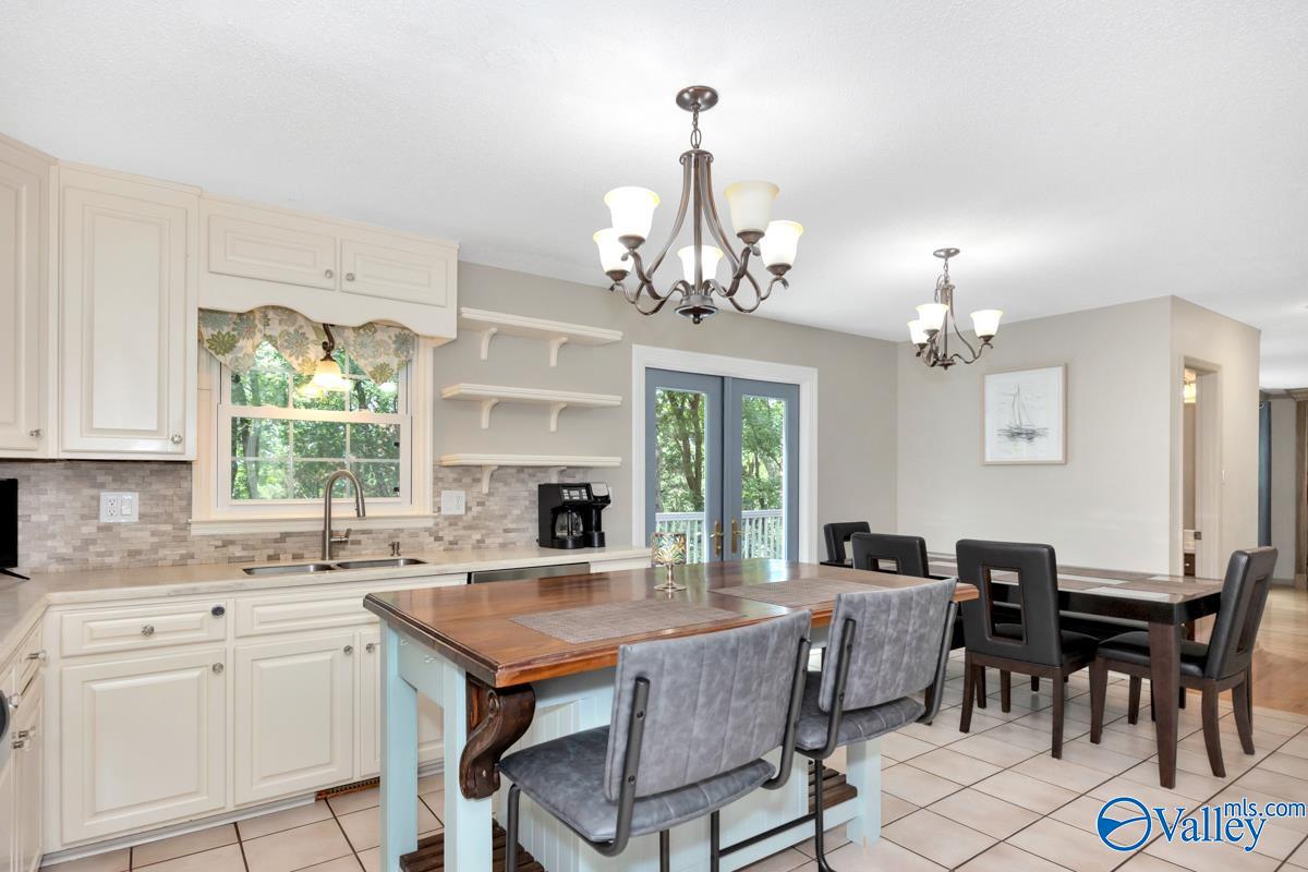 2530 Campcreek Circle, Huntsville, Alabama image 25