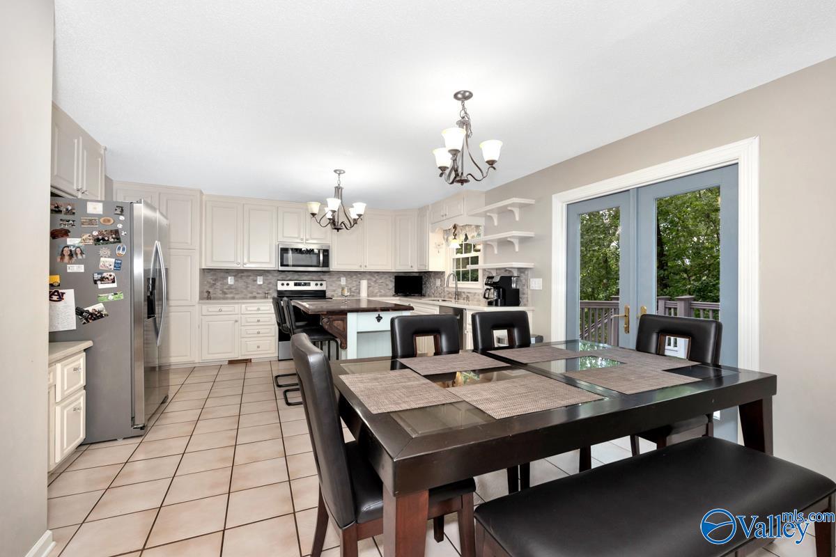 2530 Campcreek Circle, Huntsville, Alabama image 15