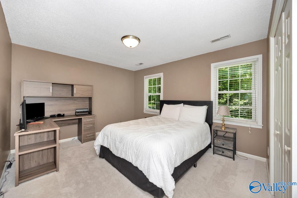 2530 Campcreek Circle, Huntsville, Alabama image 30