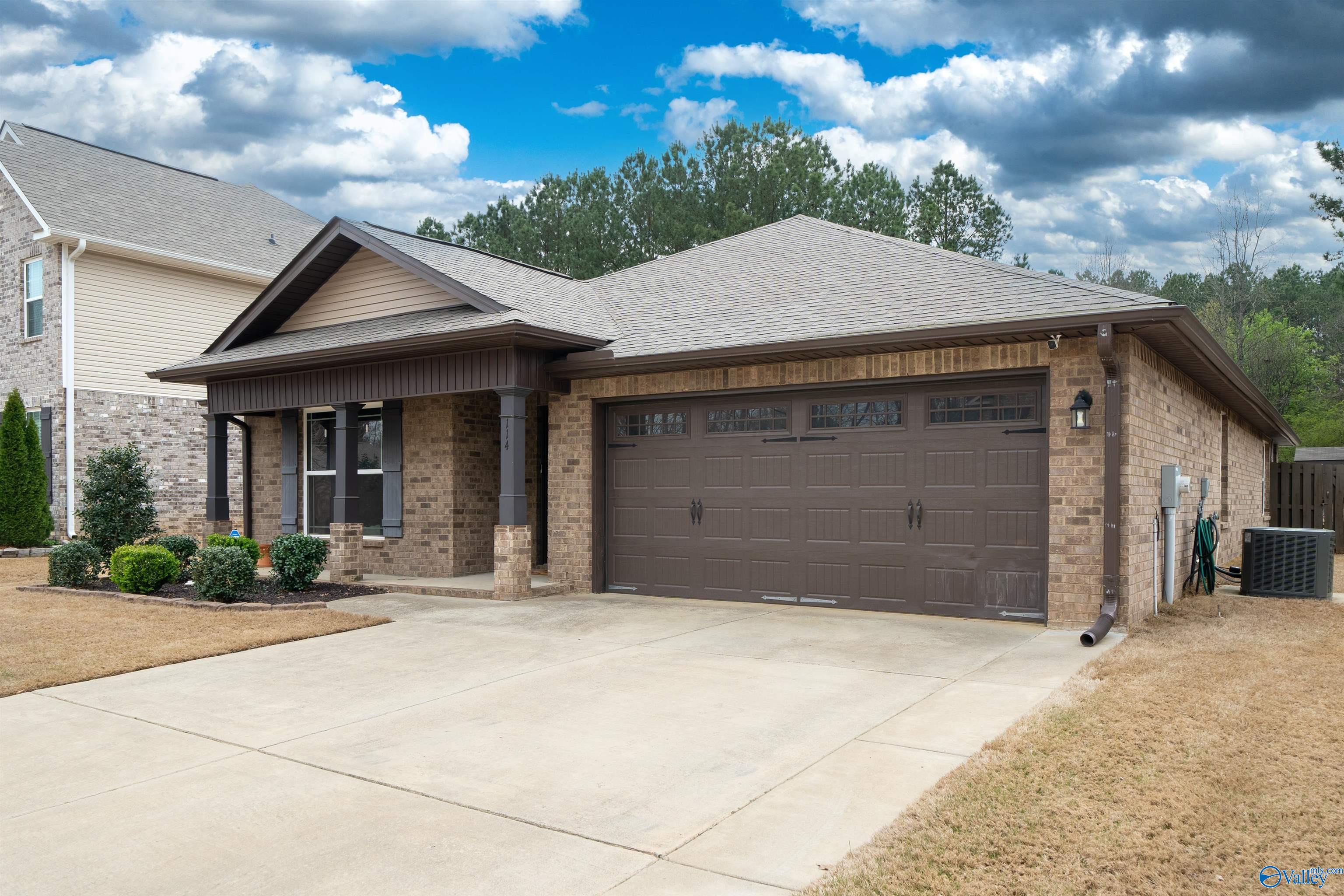 114 Westerbrook Drive, Toney, Alabama image 2