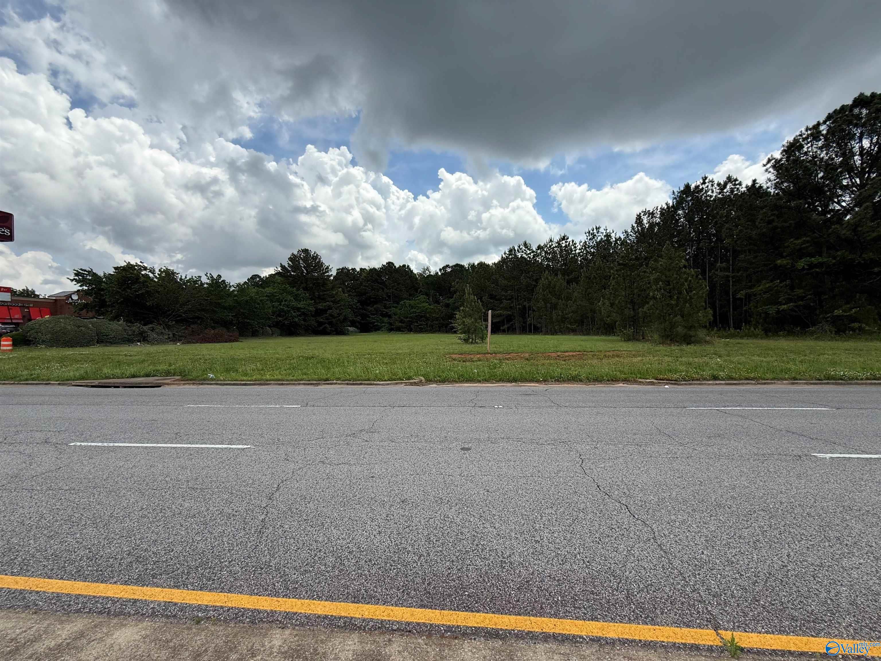 Lot 3 Memorial Parkway North, Huntsville, Alabama image 3