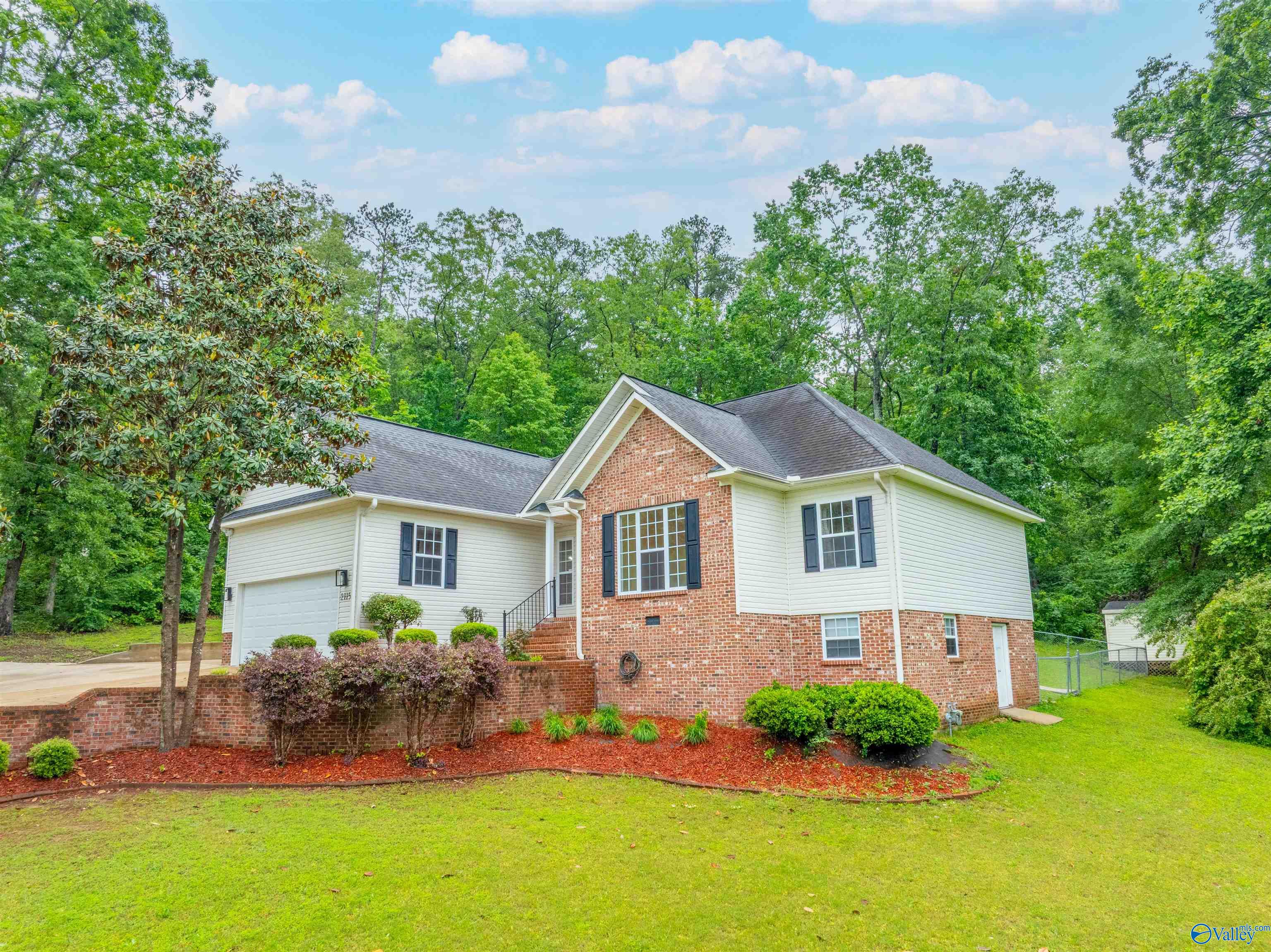 2115 James Drive, Southside, Alabama image 1