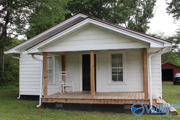 183 LOWERY RD, VALLEY HEAD, AL 35989 - Image aee7eb84eba0ffefc0842e37c1e41ae8/516575676