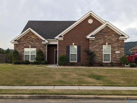 Condo For Sale - 7126 Weeping Willow Drive<br/> Hampton Cove, AL 35763