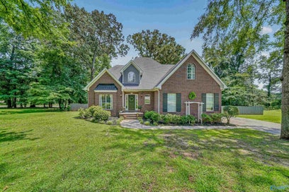 131 Spinnaker Circle Madison AL 35758