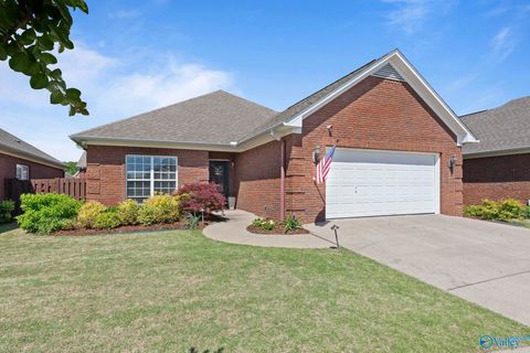 Homes For Sale - 212 Park Place Drive<br/> Arab, AL 35016