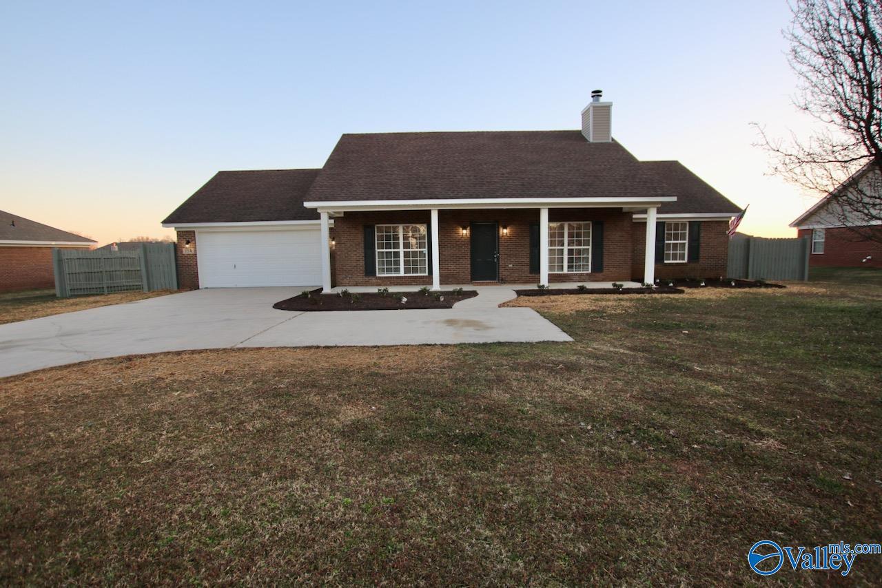 754 Elkwood Section Road, Hazel Green, Alabama image 2