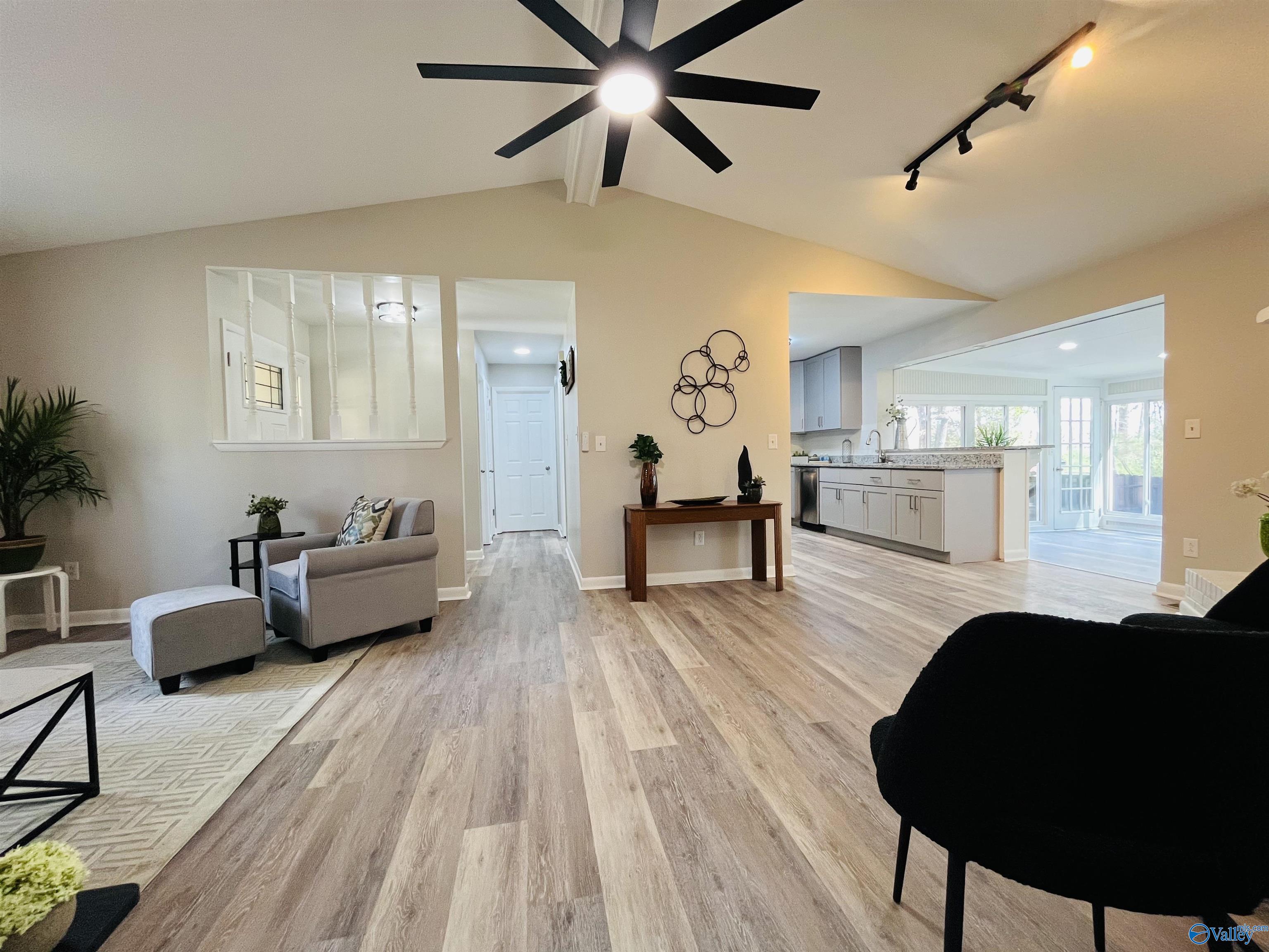135 Oldwood Road, Huntsville, Alabama image 8