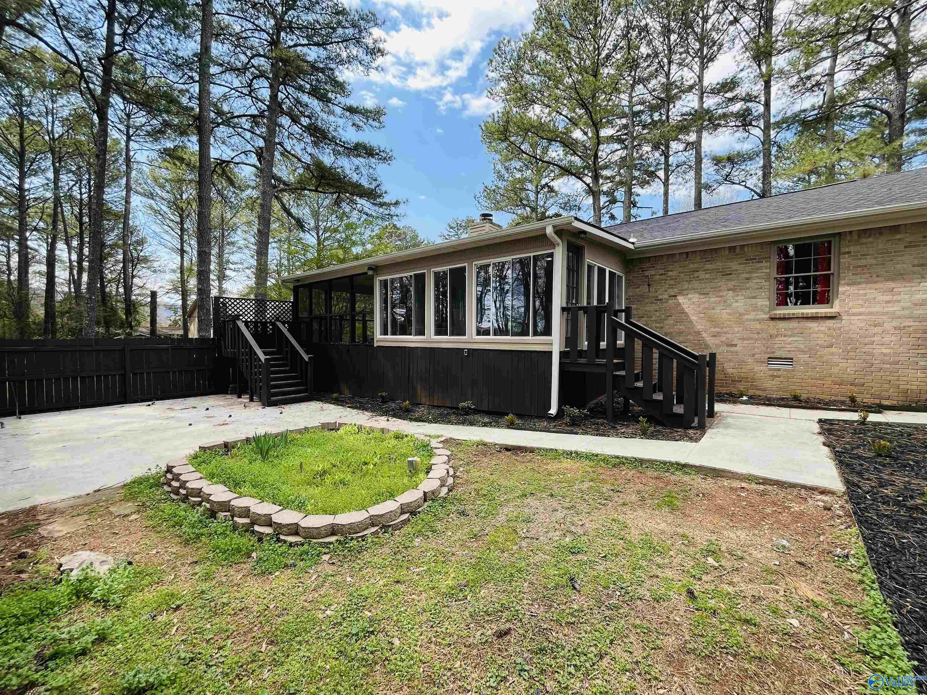 135 Oldwood Road, Huntsville, Alabama image 45