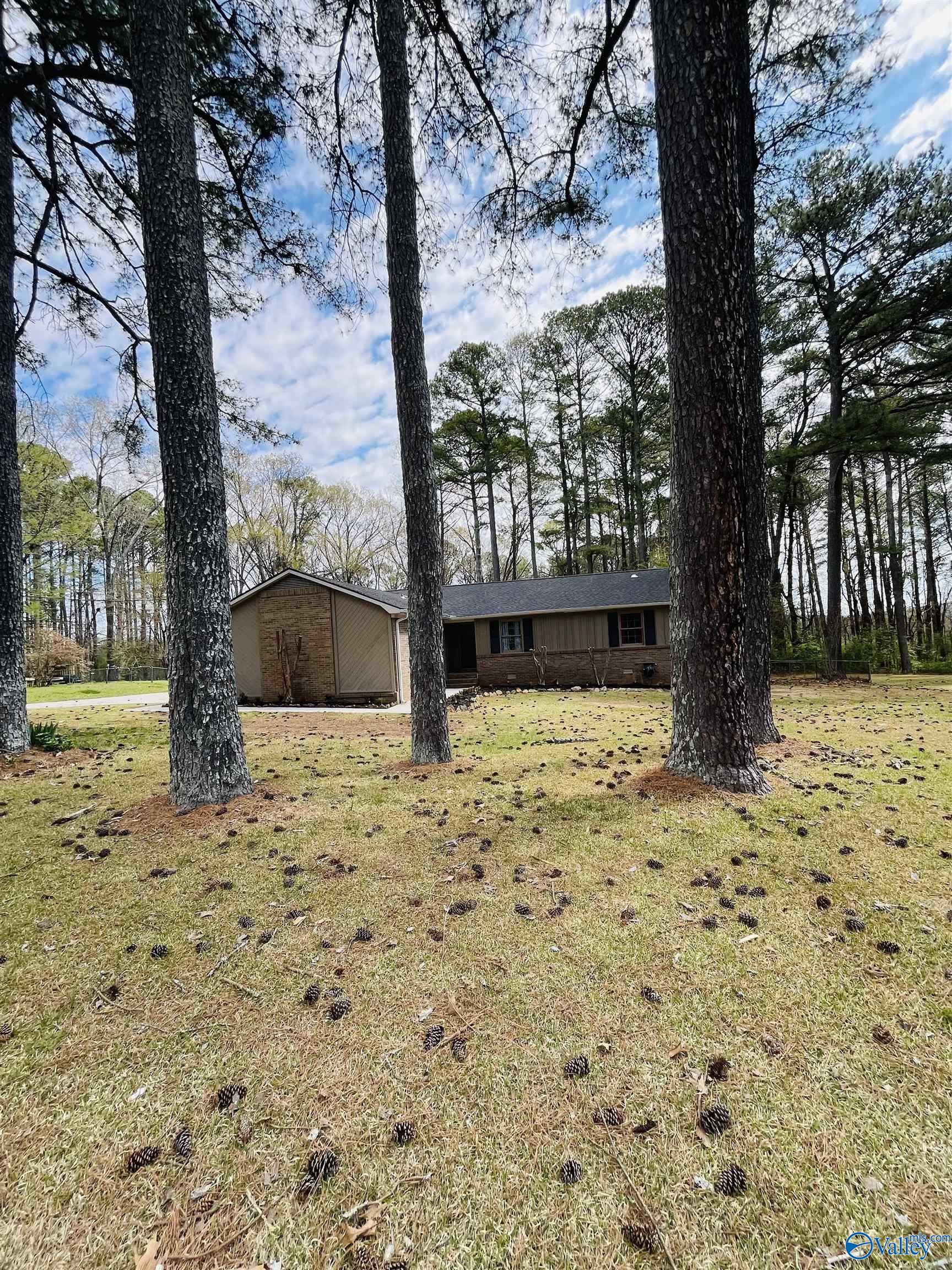 135 Oldwood Road, Huntsville, Alabama image 37