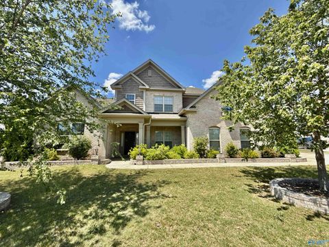 Homes For Sale - 118 Kelso Boulevard<br/> Madison, AL 35756