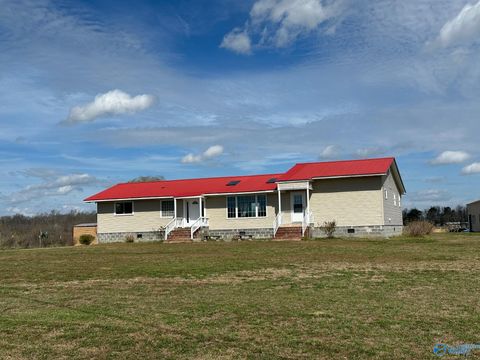 Photo of 2090 County Road 1212, Vinemont, AL 35179 (MLS # 21911513)