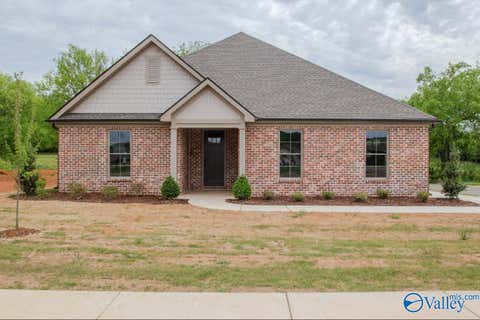 Homes For Sale - 21742 Hemlock Drive<br/> Athens, AL 35613