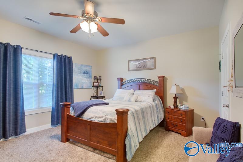 100 Lacebark Drive, Toney, Alabama image 13