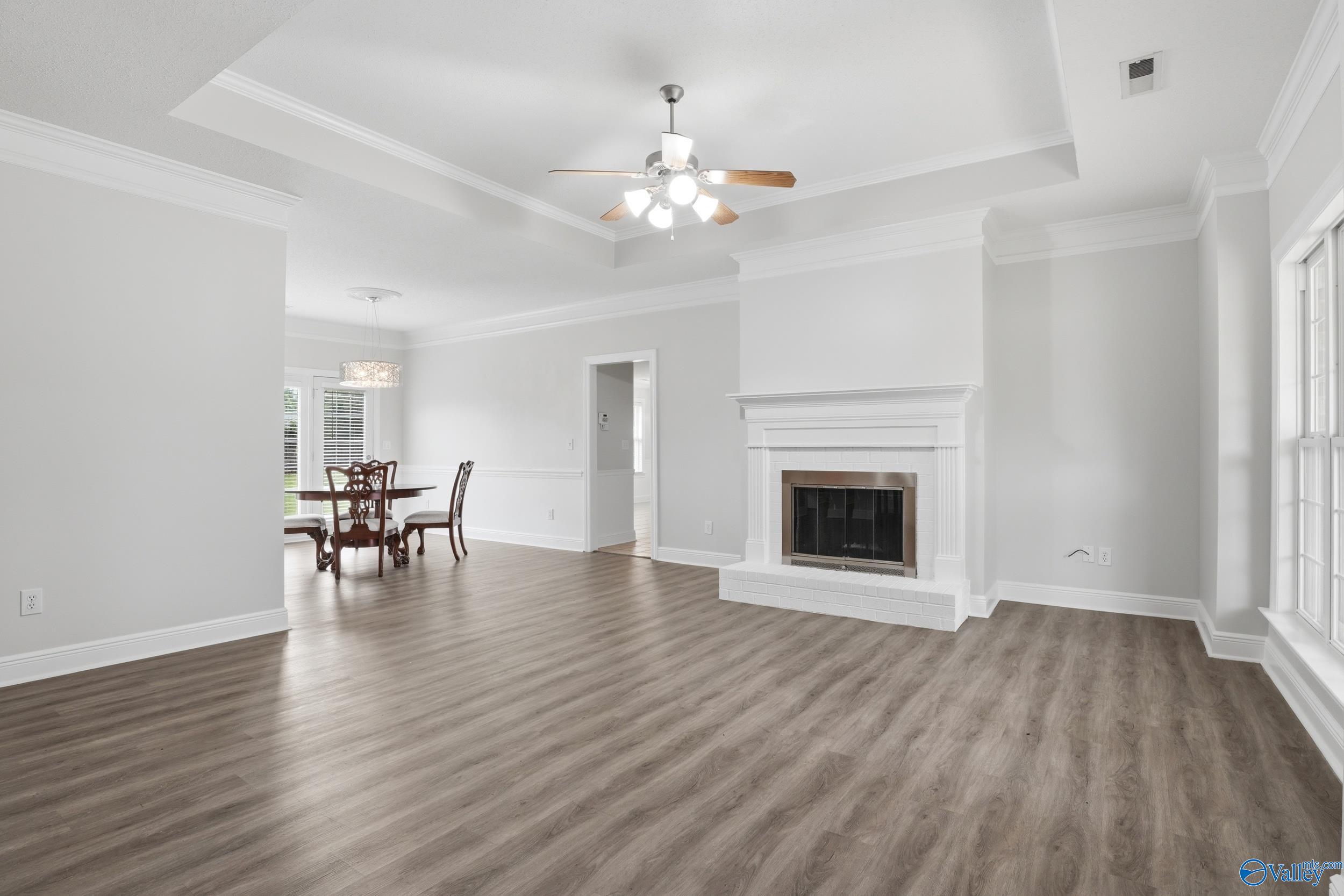 104 Autumn Glaze Drive