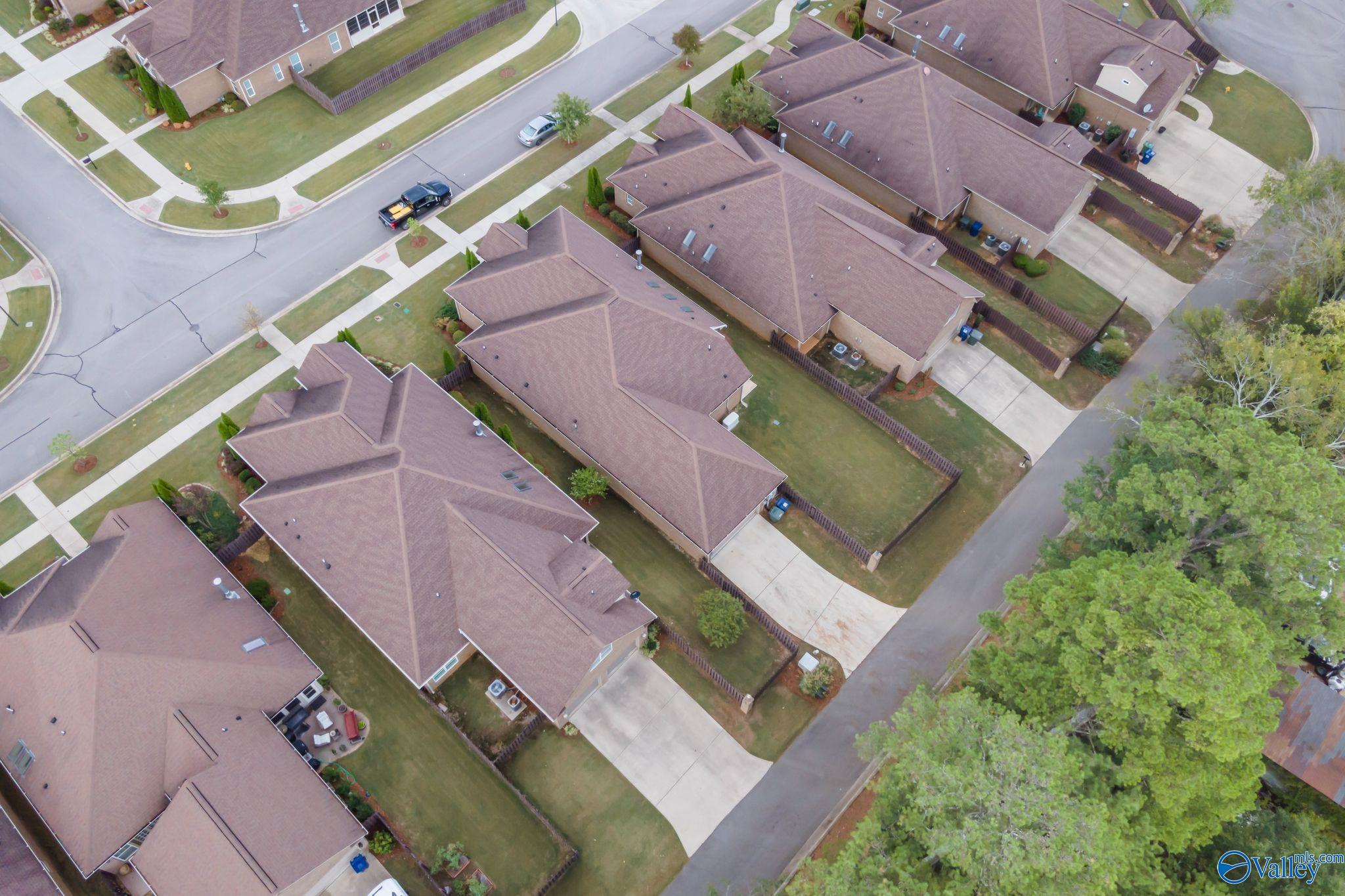 Huntsville, Alabama 35806, United States, 3 Bedrooms Bedrooms, ,2 BathroomsBathrooms,Residential,Active,40944