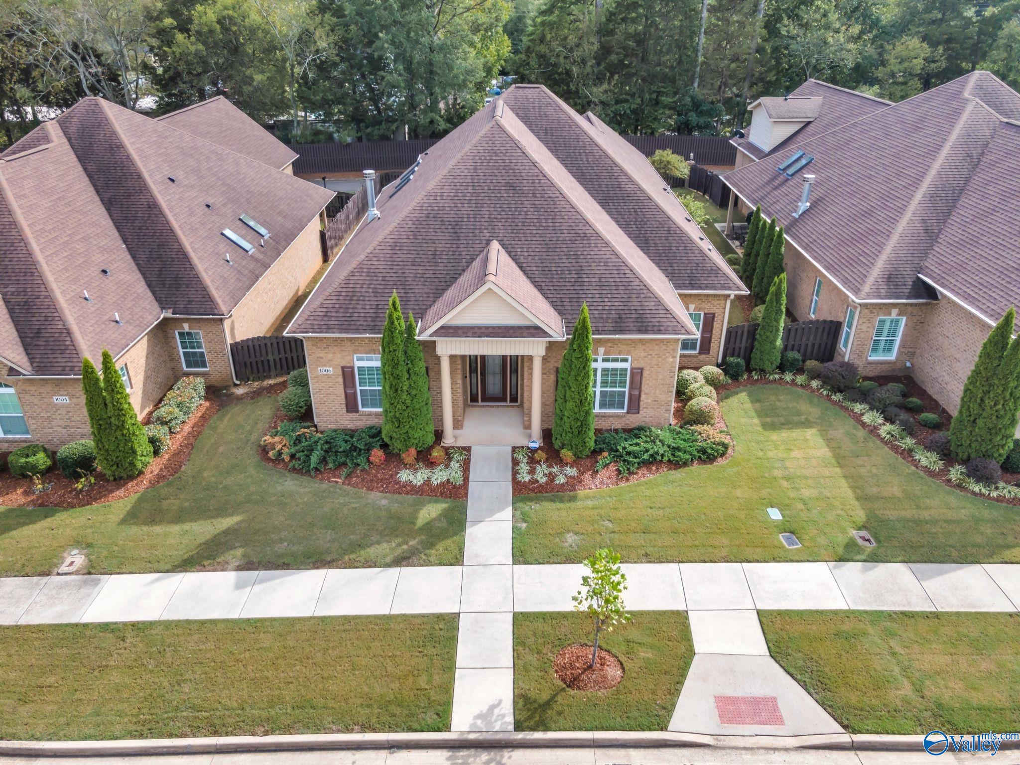 Huntsville, Alabama 35806, United States, 3 Bedrooms Bedrooms, ,2 BathroomsBathrooms,Residential,Active,40944