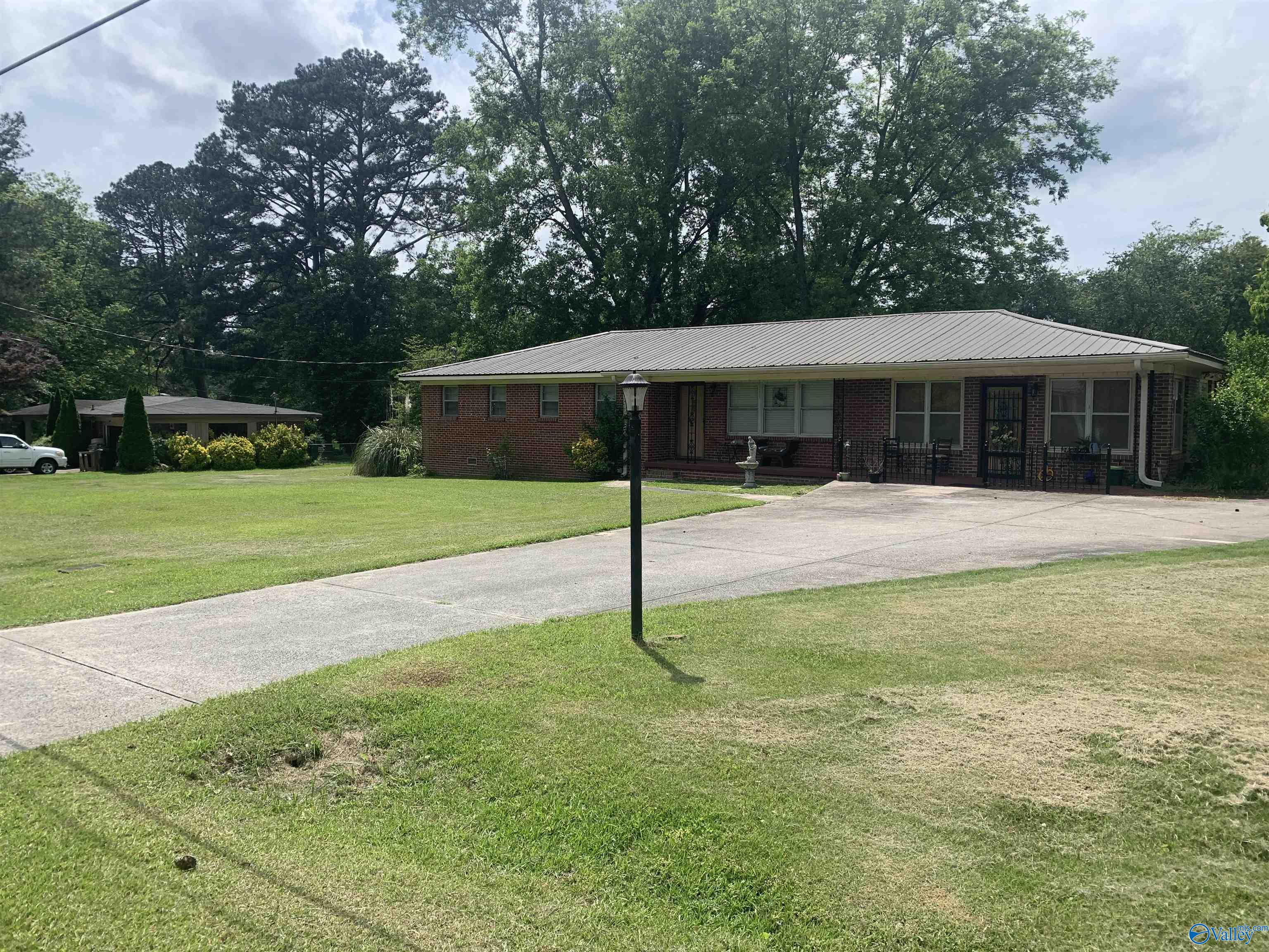 108 Aurene Road, Gadsden, Alabama image 2