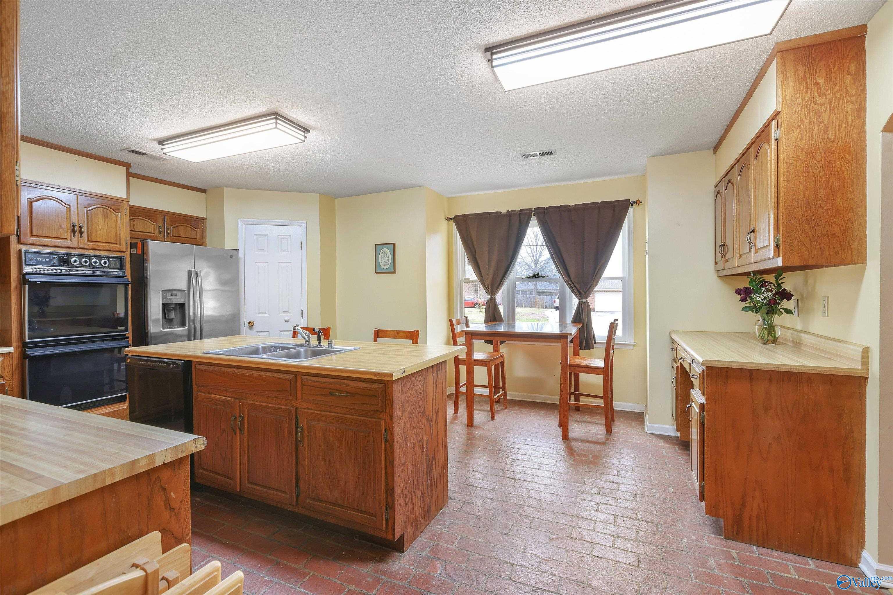 1110 SW Way Thru The Woods, Decatur, Alabama image 9