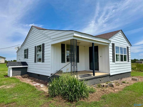 Homes For Rent - 16260 Poplar Creek Road<br/> Athens, AL 35611