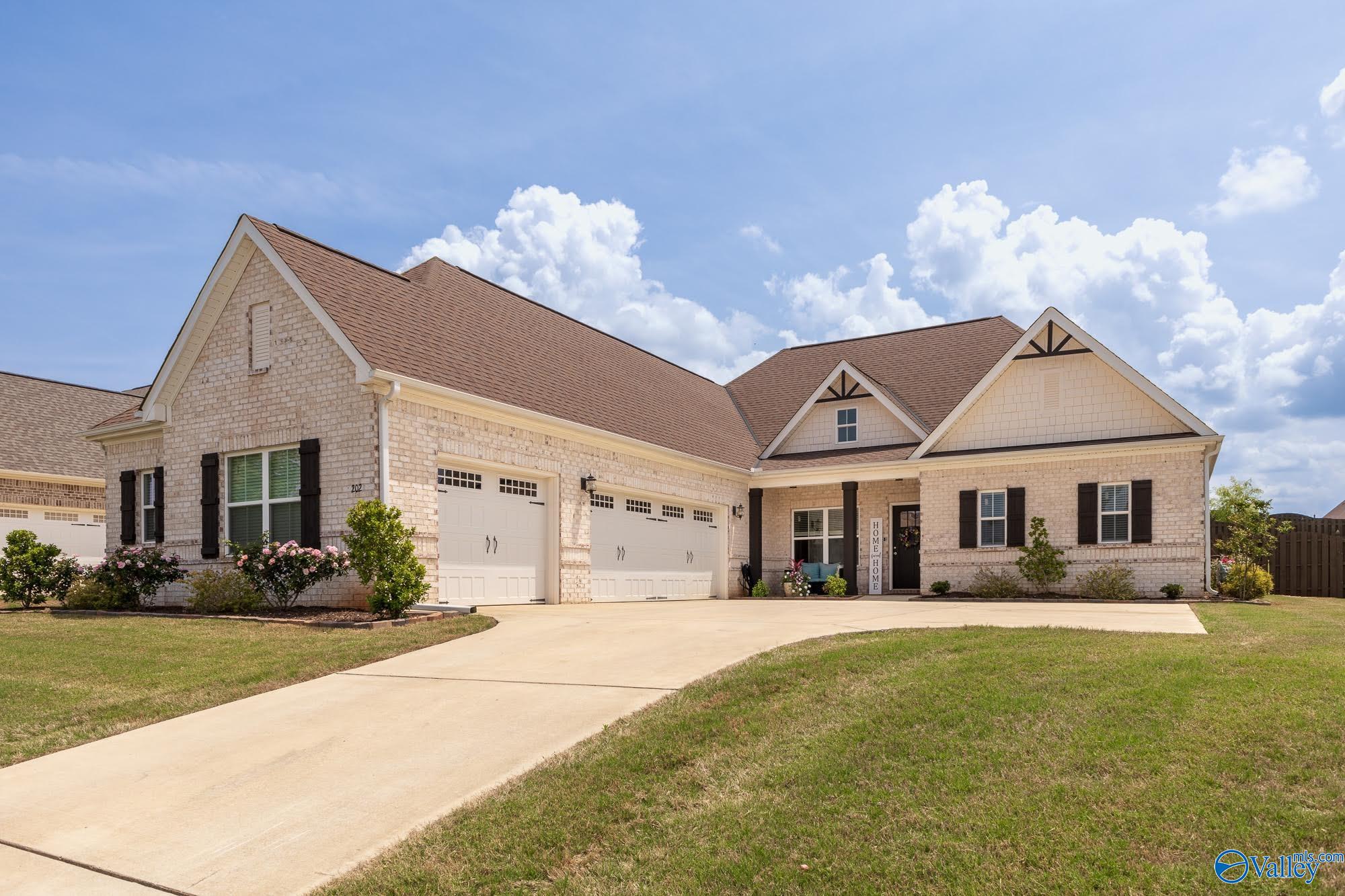 202 Maureen Drive, Madison, Alabama image 1