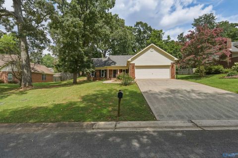 Homes For Sale - 115 Shelley Lane<br/> Florence, AL 35633