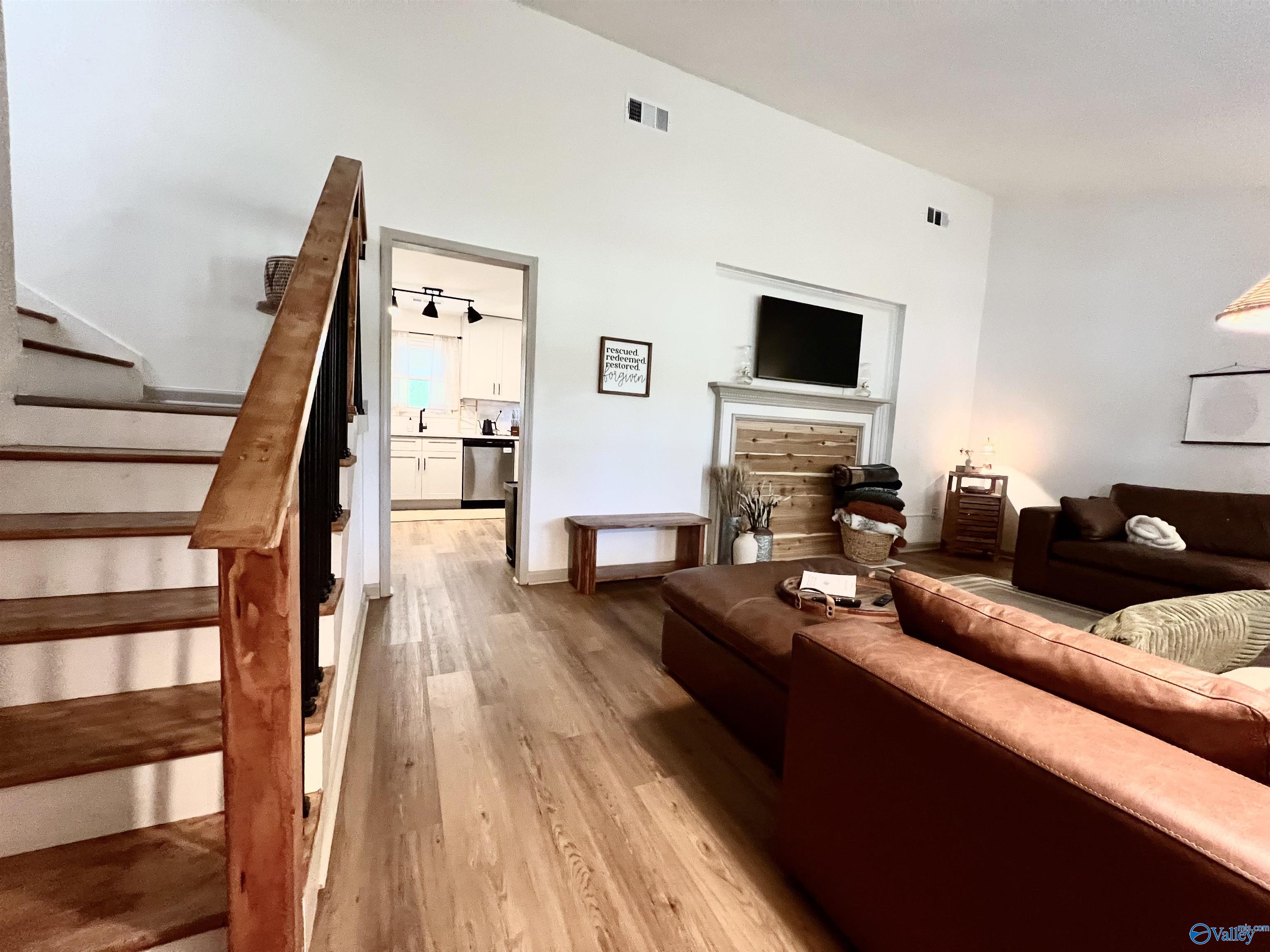 229 Crawford Road, Scottsboro, Alabama image 10