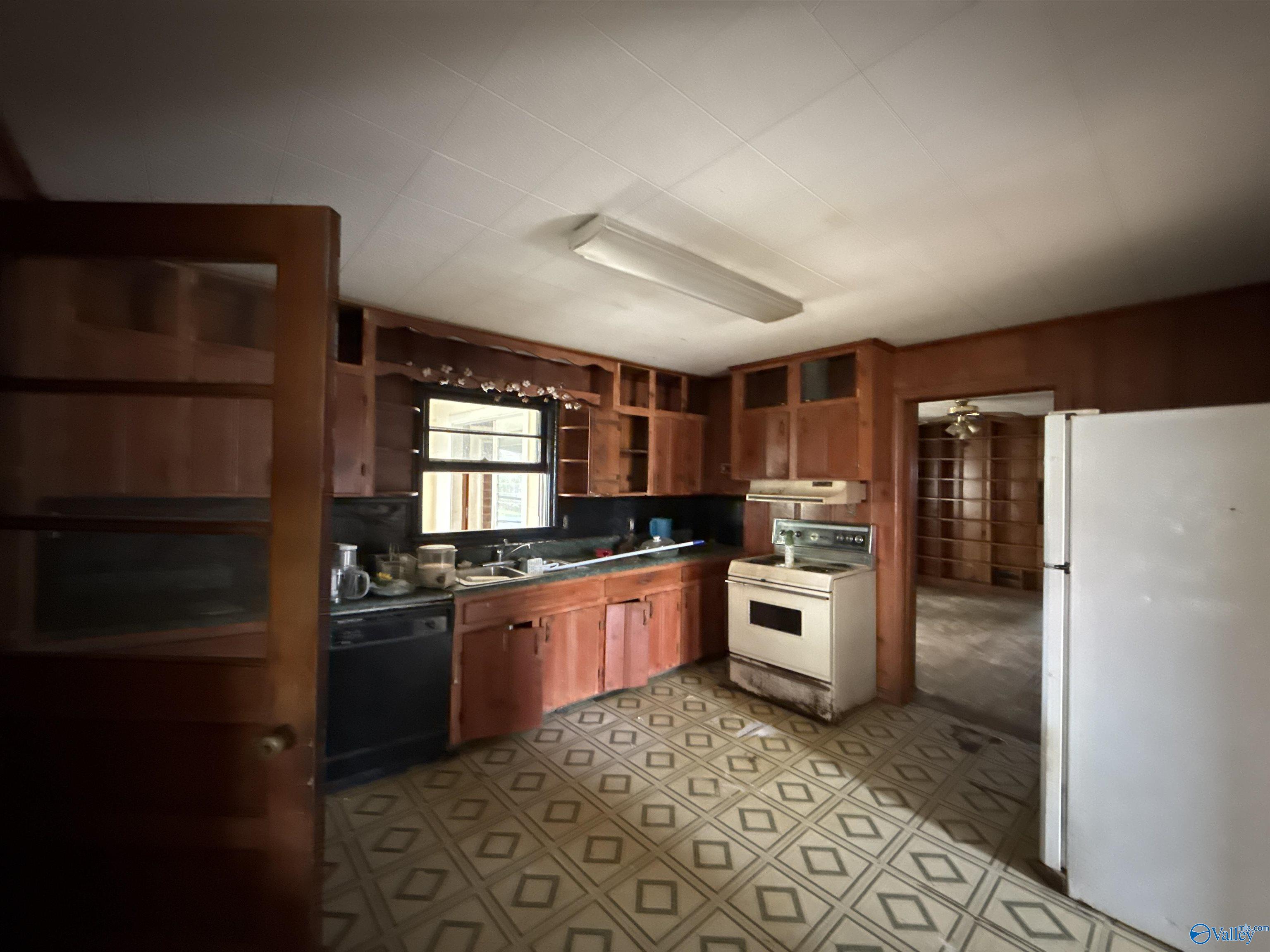 1921 Lookout Street, Gadsden, Alabama image 4