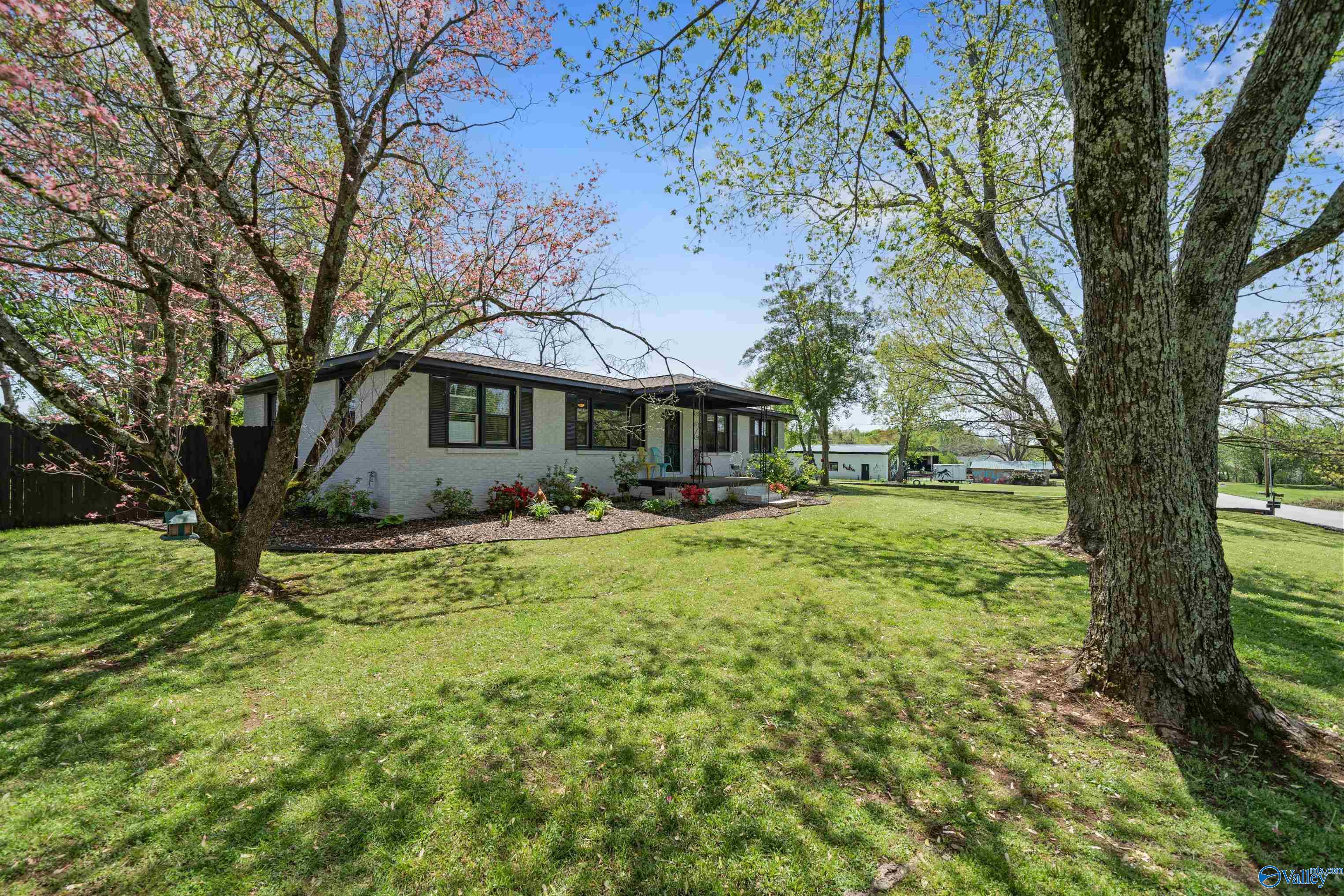 5655 Maysville Road, New Market, Alabama image 6