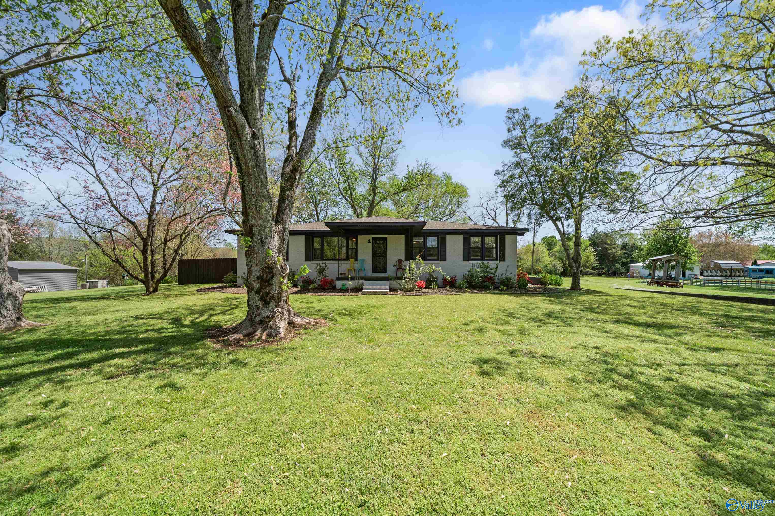 5655 Maysville Road, New Market, Alabama image 4