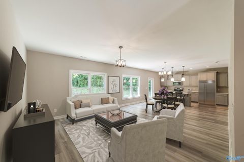 Homes For Sale - 89 Turning Leaf Drive<br/> Union Grove, AL 35175