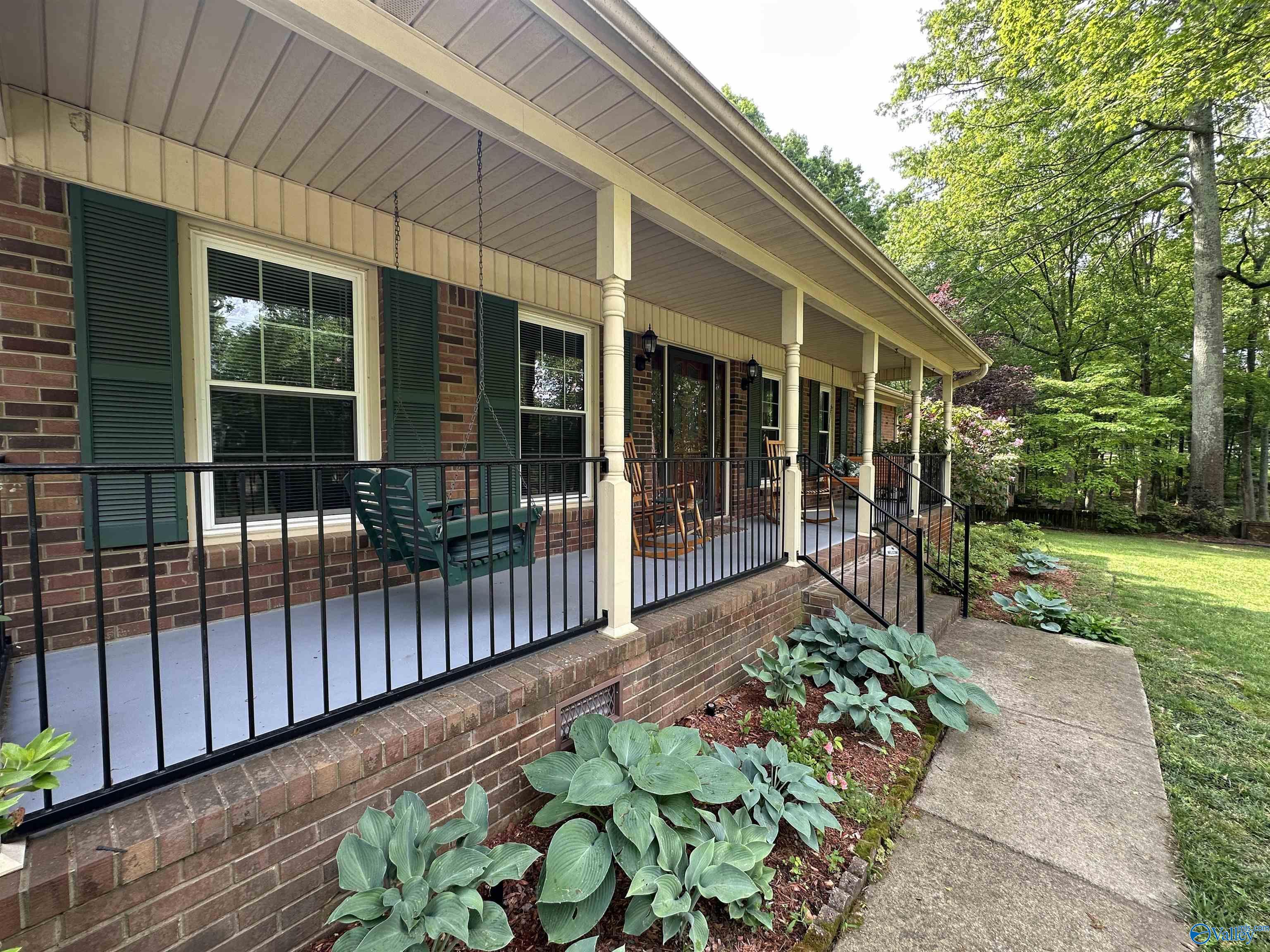 2008 Oakleaf Lane, Arab, Alabama image 1