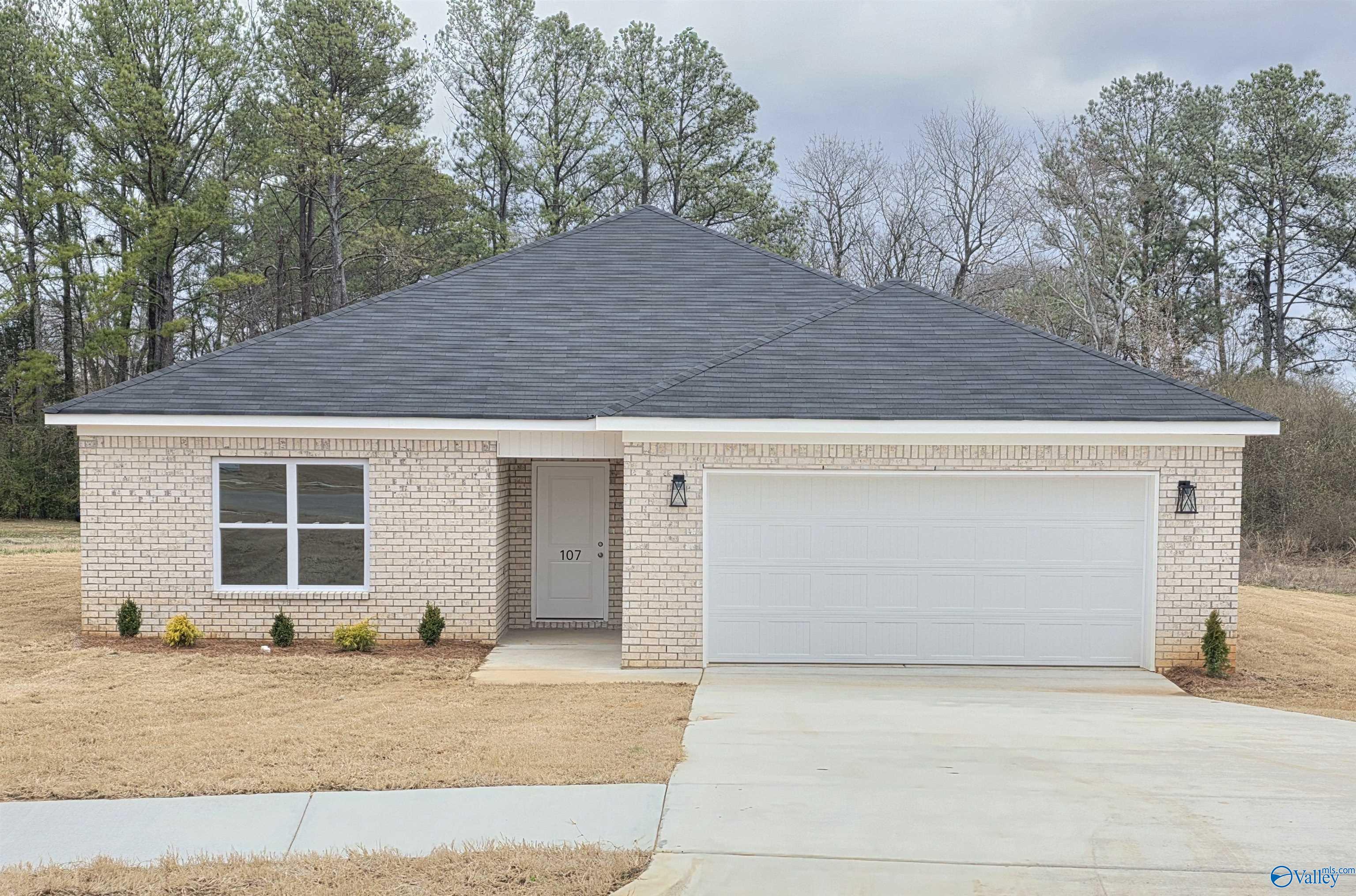 107 Grace Ridge Way, New Hope, Alabama image 1
