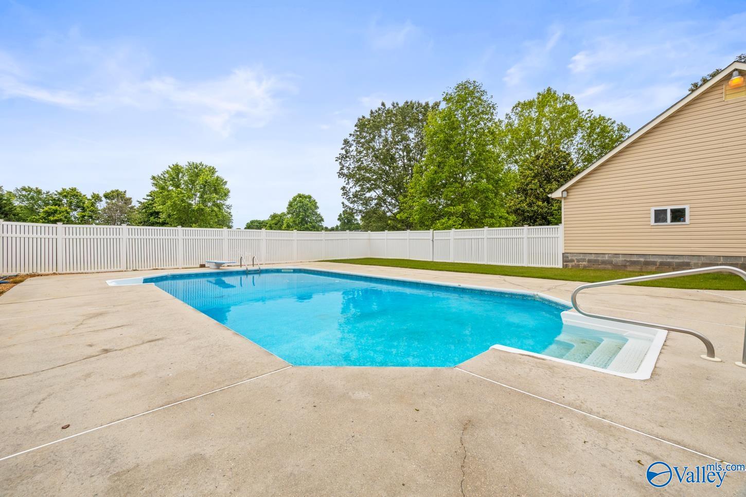 102 Grayhorse Drive, Harvest, Alabama image 19