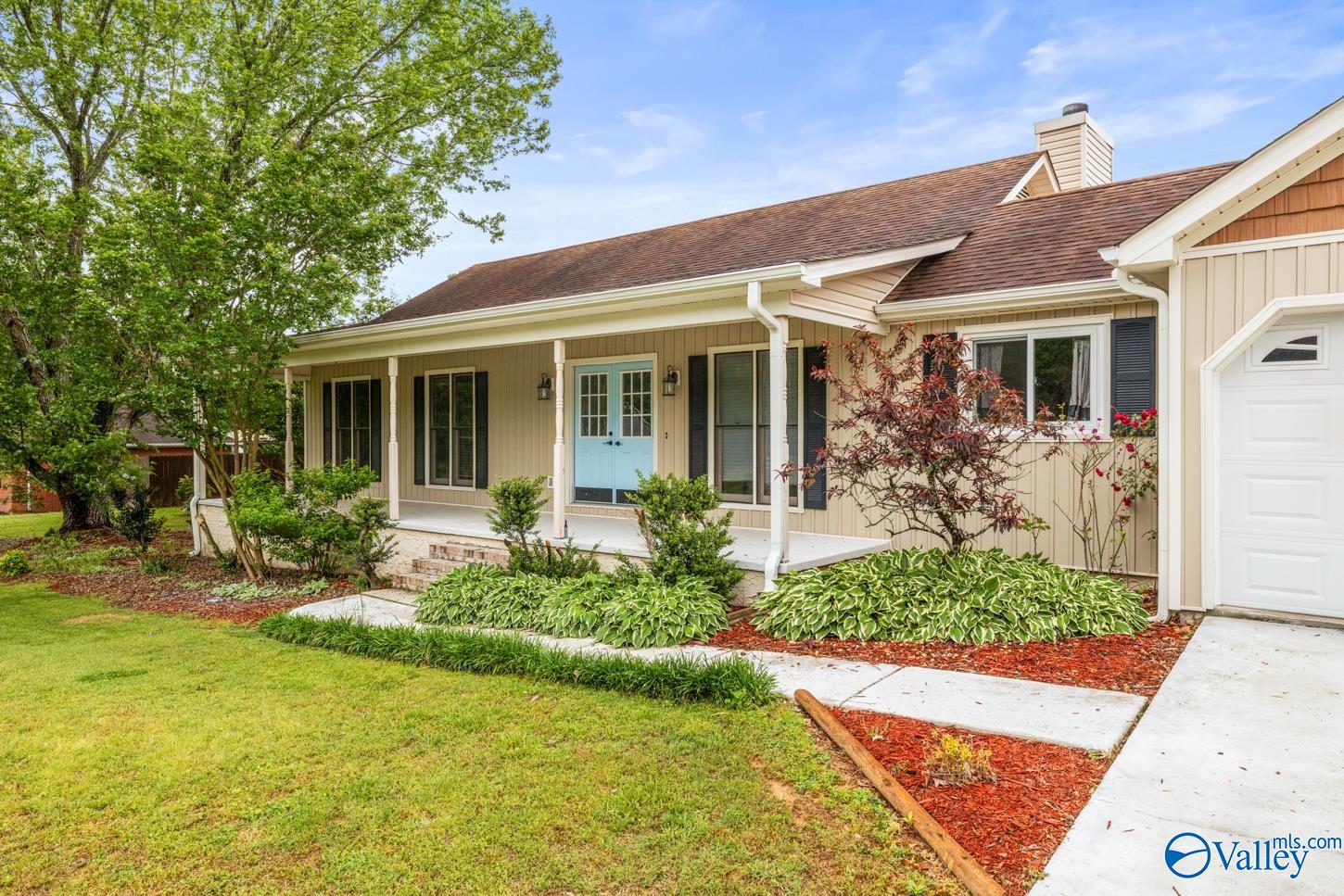 102 Grayhorse Drive, Harvest, Alabama image 1