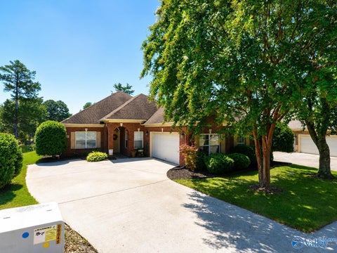 Homes For Sale - 110 Alford Lane<br/> Harvest, AL 35749