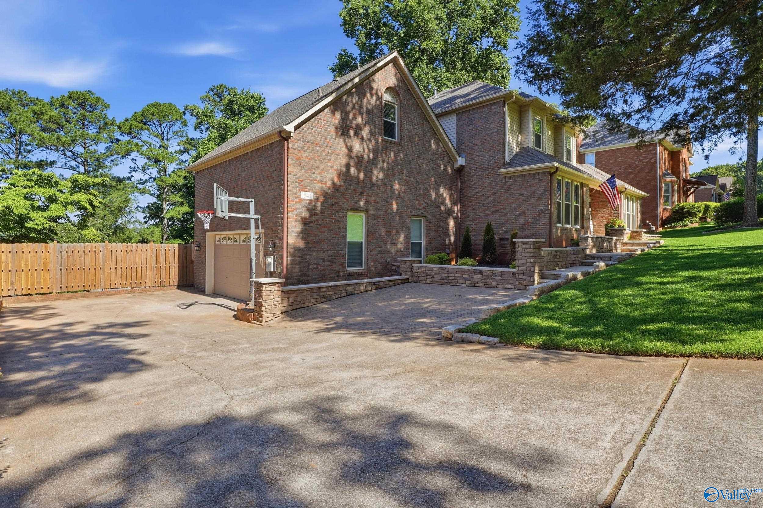 941 Miller Blvd