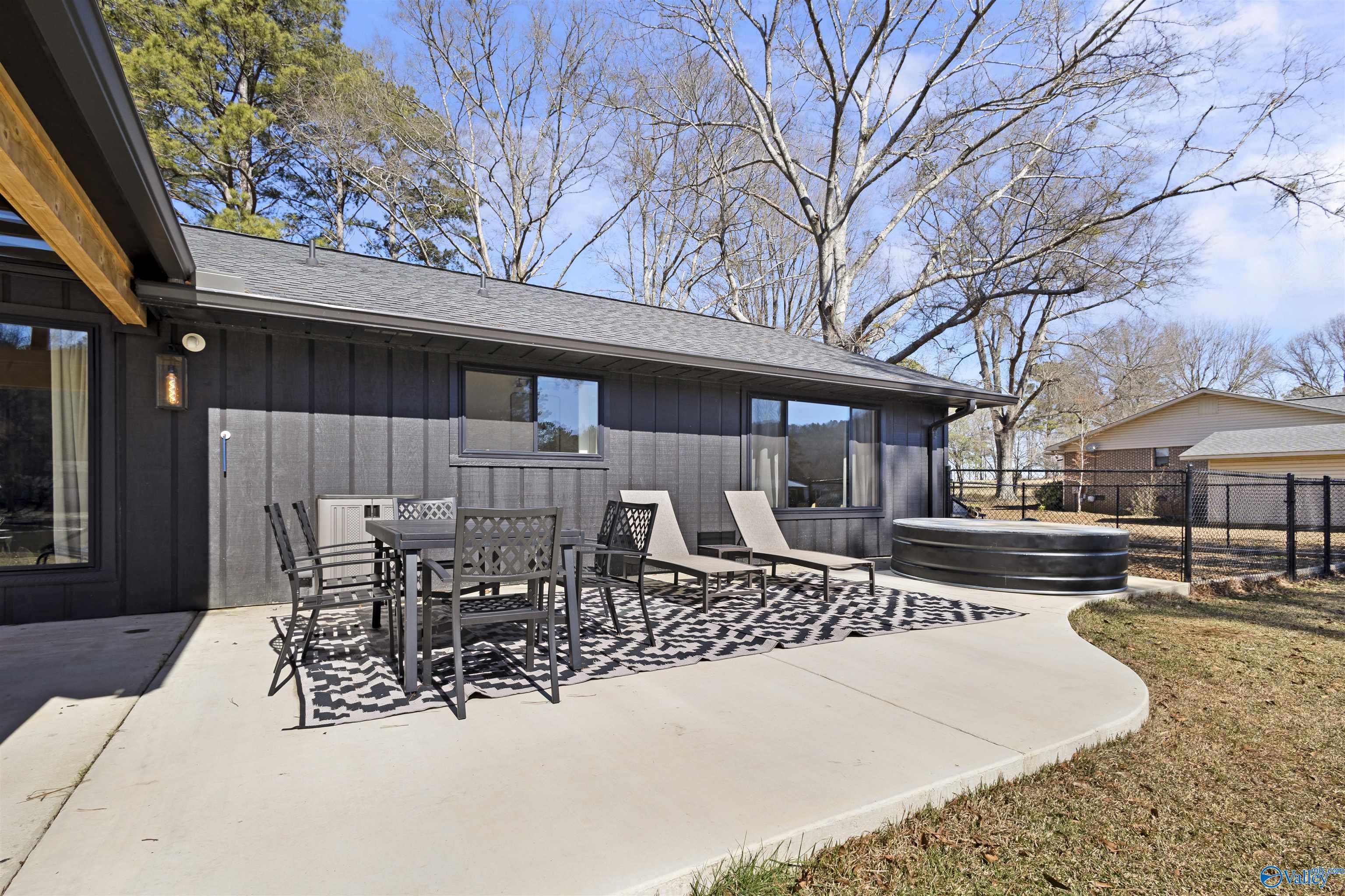 240 Canoe Creek Road, Rainbow City, Alabama image 37