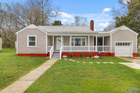 Homes For Sale - 308 Vine Street<br/> Limestone County, Athens, AL 35611