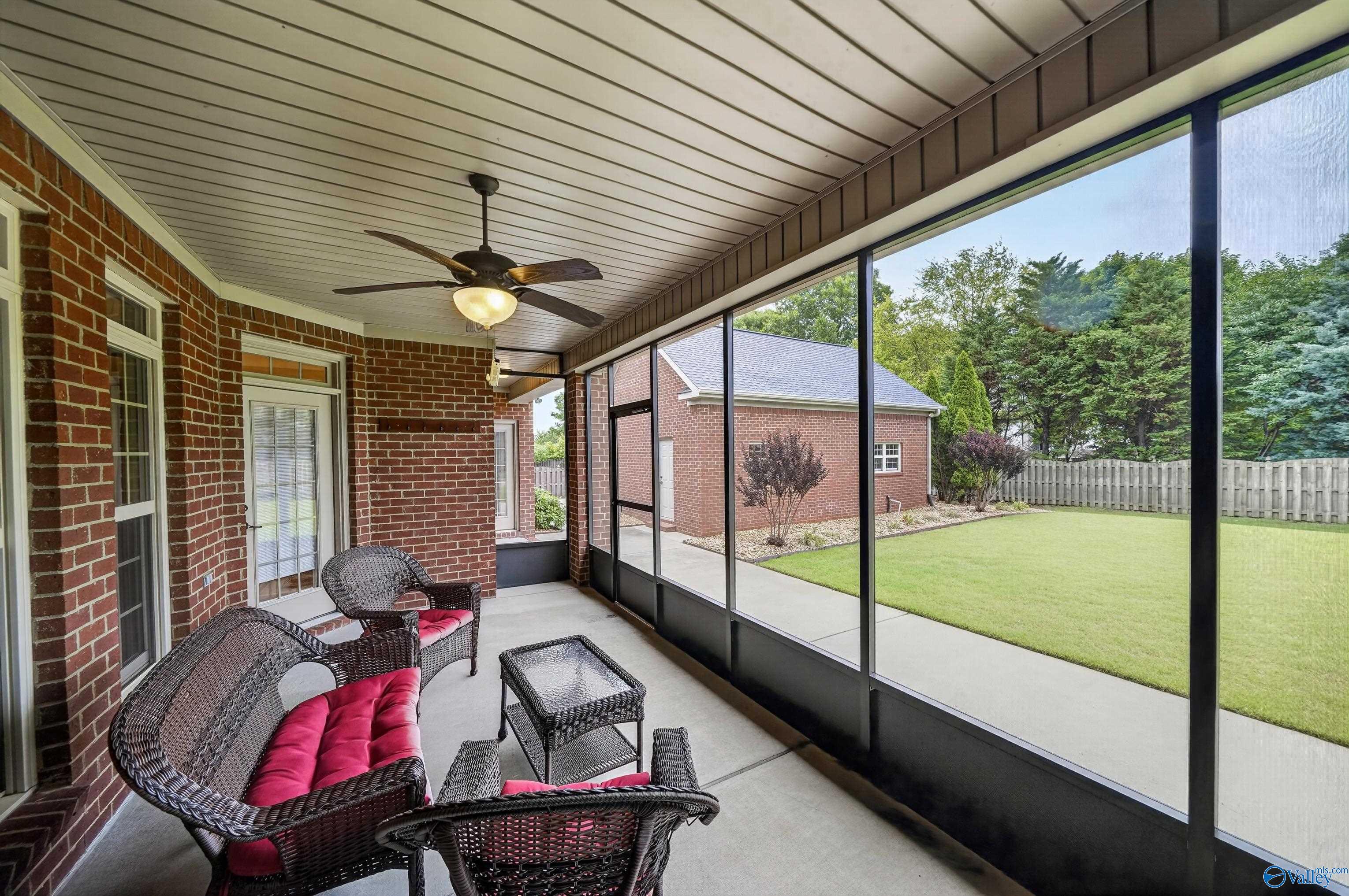 200 Bellavilla Way