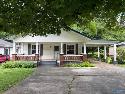 Homes For Sale - 2103 Lee High Drive<br/> Madison County, Huntsville, AL 35811