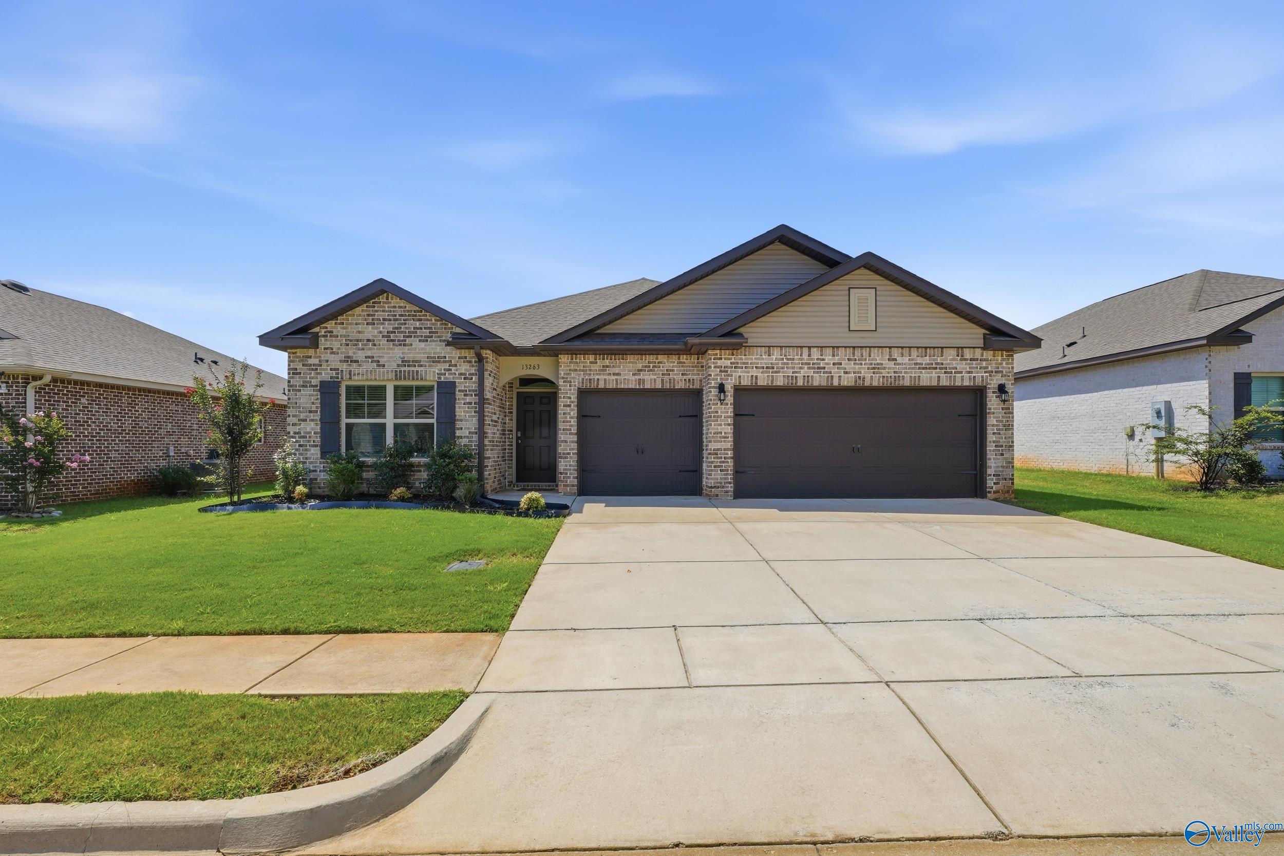 13263 Golden Hay Circle NW, Madison, AL 35756 | MLS 21932270 | Listing ...