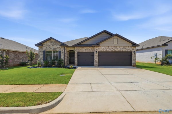 13263 GOLDEN HAY CIR NW, MADISON, AL 35756 - Image b173f8450d1936b3d6119ffb4ed0dfd5/3667432365