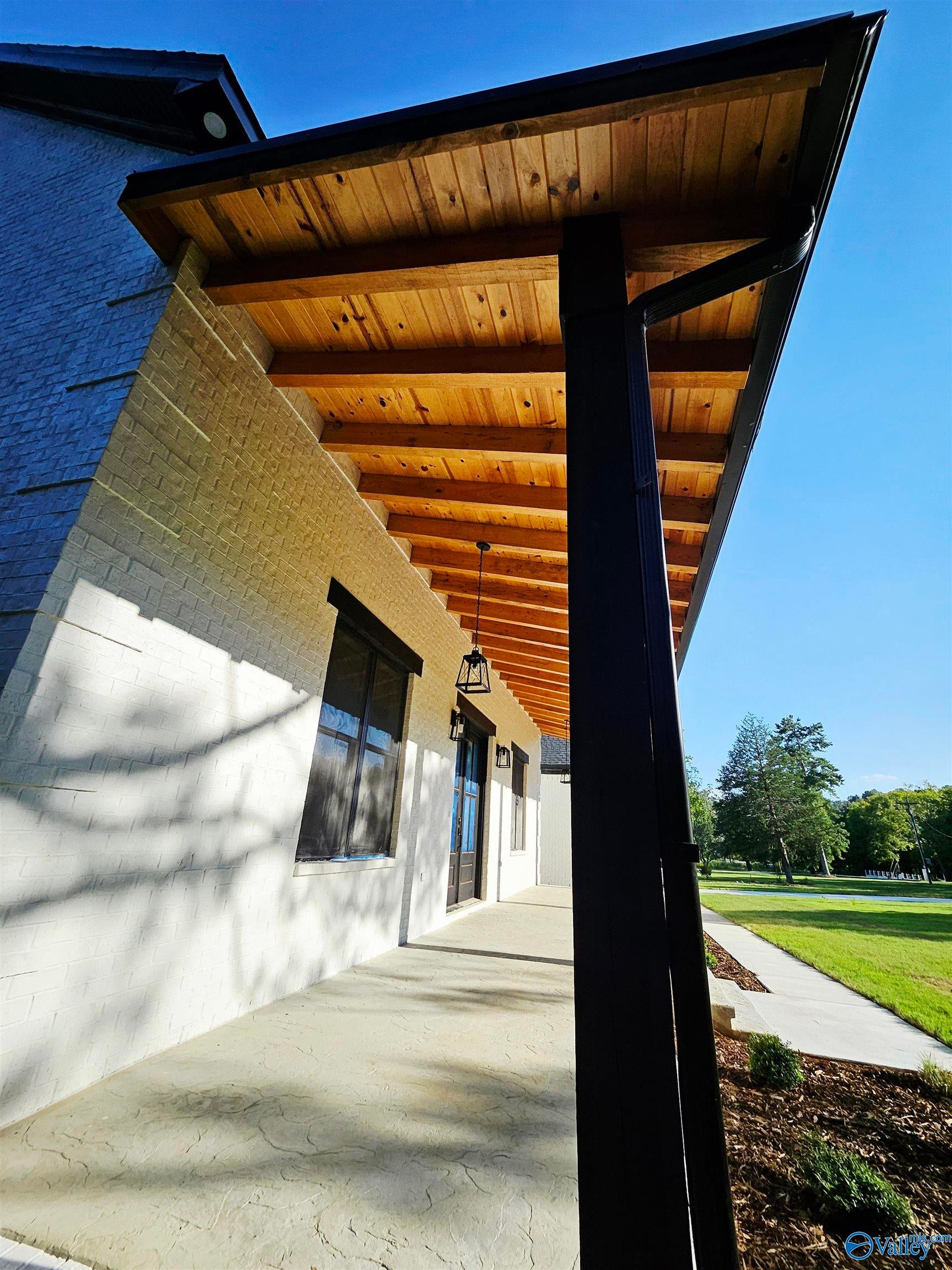 3811 South Chapel Hill Road SW