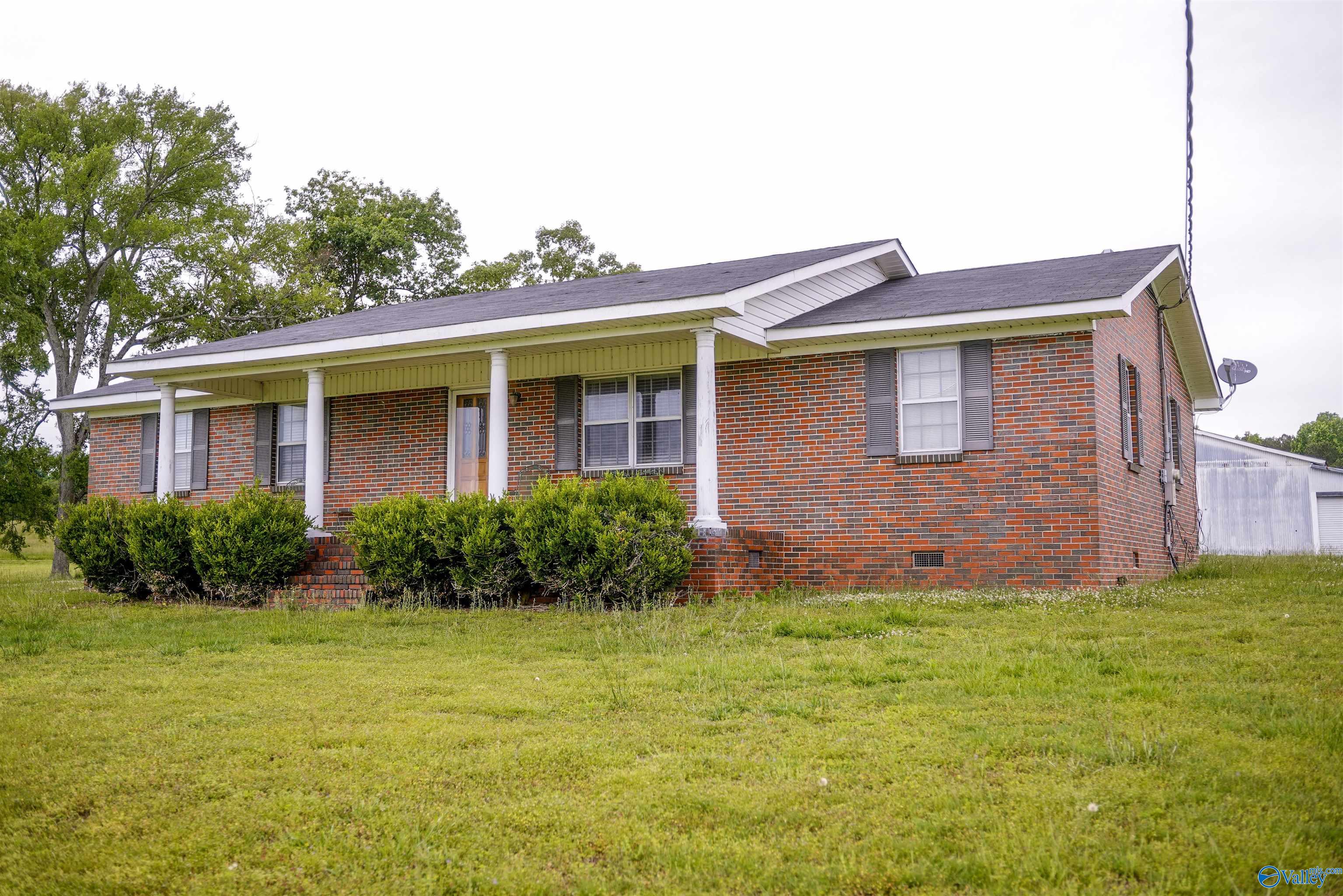 1495 County Road 38