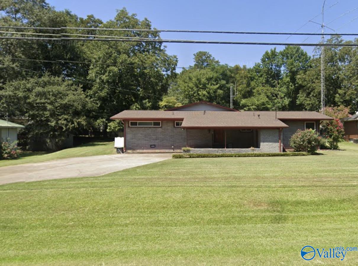 208 Tabor Road, Gadsden, Alabama image 1