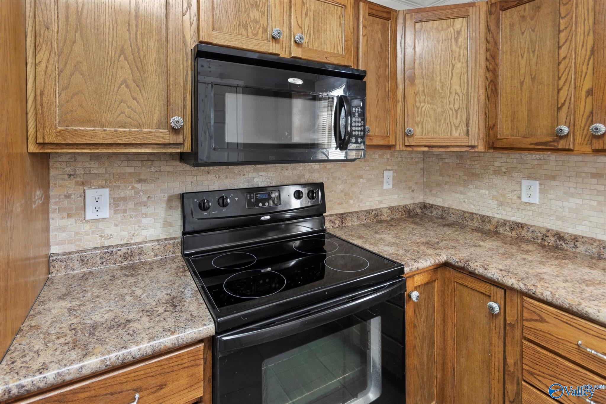 26150 Mooresville Road, Elkmont, Alabama image 10